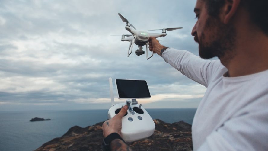 Come ottenere foto aeree: noleggio drone con operatore