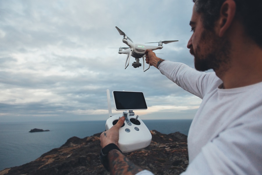 Come ottenere foto aeree: noleggio drone con operatore