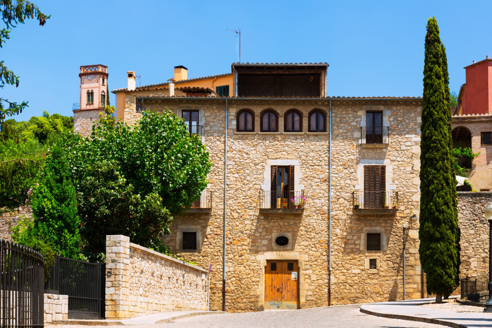 Soggiorno di lusso a Hotel San Michele: un paradiso incastonato tra i monti